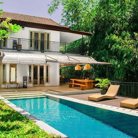Bali Invest Living Hotel Canggu  Luaran gambar