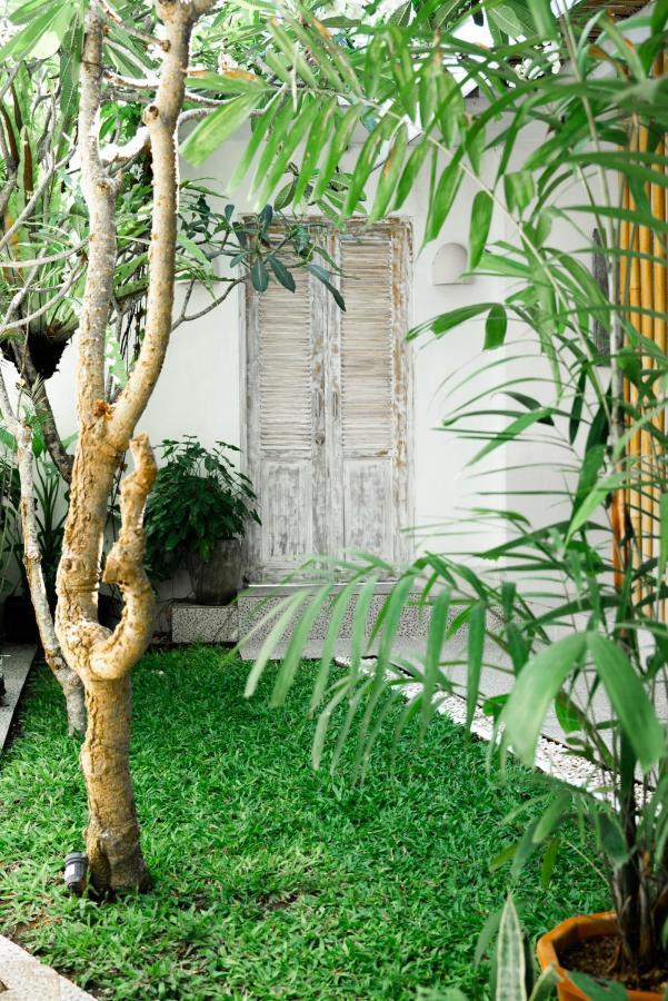 Bali Invest Living Hotel Canggu  Luaran gambar